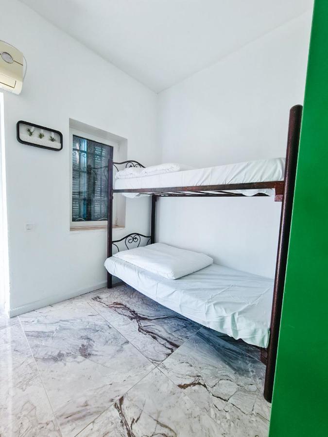 Jacob Hostel Jlm - Prime Location القدس المظهر الخارجي الصورة