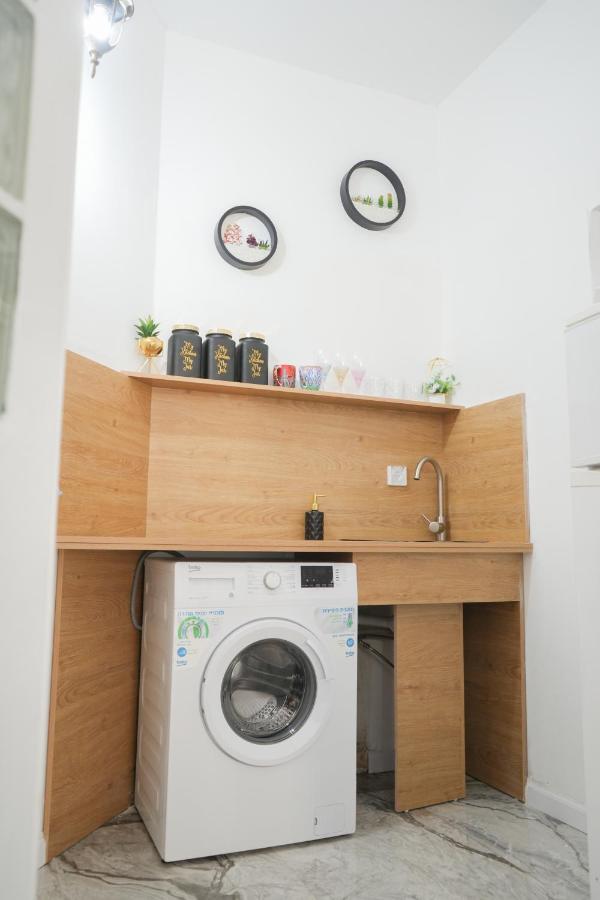 Jacob Hostel Jlm - Prime Location القدس المظهر الخارجي الصورة